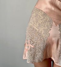 Load image into Gallery viewer, Vintage 1930s silk tap pants
