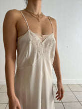 Load image into Gallery viewer, Vintage 1930s cream silk lace slip dress