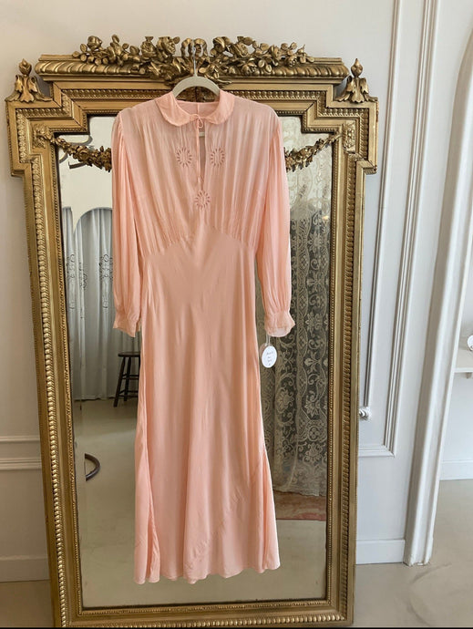 Vintage 1930s silk pink dress long sleeves hand embroidered