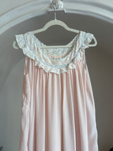 Load image into Gallery viewer, Vintage 1930s silk blush handmade dress