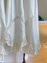 Load image into Gallery viewer, Vintage cream 90s slip dress