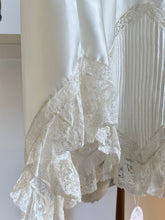 Load image into Gallery viewer, Vintage cream 90s slip dress