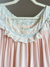 Load image into Gallery viewer, Vintage 1930s silk blush handmade dress