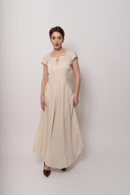 Load image into Gallery viewer, Vintage 1930s Cream Silk Full Length Gown