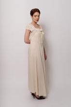 Load image into Gallery viewer, Vintage 1930s Cream Silk Full Length Gown