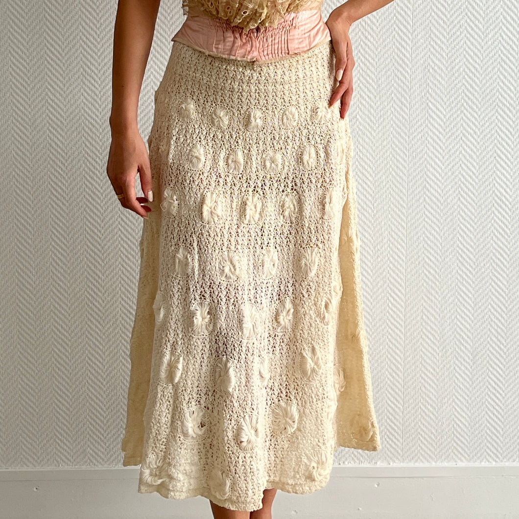 Vintage 1930s cream crochet midi skirt
