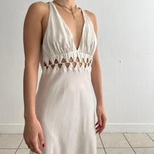 Load image into Gallery viewer, Vintage 1990s silk pearl colored dress