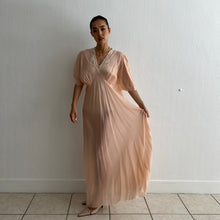 Load image into Gallery viewer, Vintage 1930s light pink silk and lace sheer