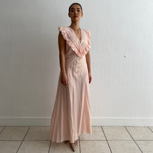Load image into Gallery viewer, Vintage 1930s polka dot salmon pink dress