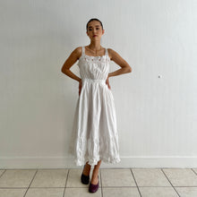 Load image into Gallery viewer, Antique Edwardian white cotton and lace full skirt dress