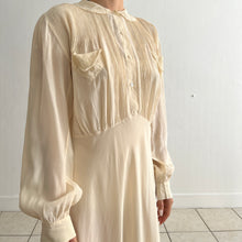Load image into Gallery viewer, Vintage 1930s silk eggshell long sleeves dress