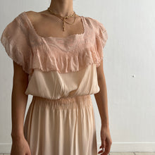 Load image into Gallery viewer, Vintage 1930s light peach silk appliqué dress