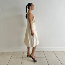 Load image into Gallery viewer, Vintage 1940s cream silk slip dress