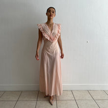 Load image into Gallery viewer, Vintage 1930s polka dot salmon pink dress
