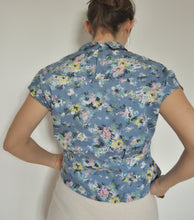 Load image into Gallery viewer, Vintage 50s handmade floral top