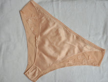 Load image into Gallery viewer, Vintage Dior silk and lace underwear  in peach color