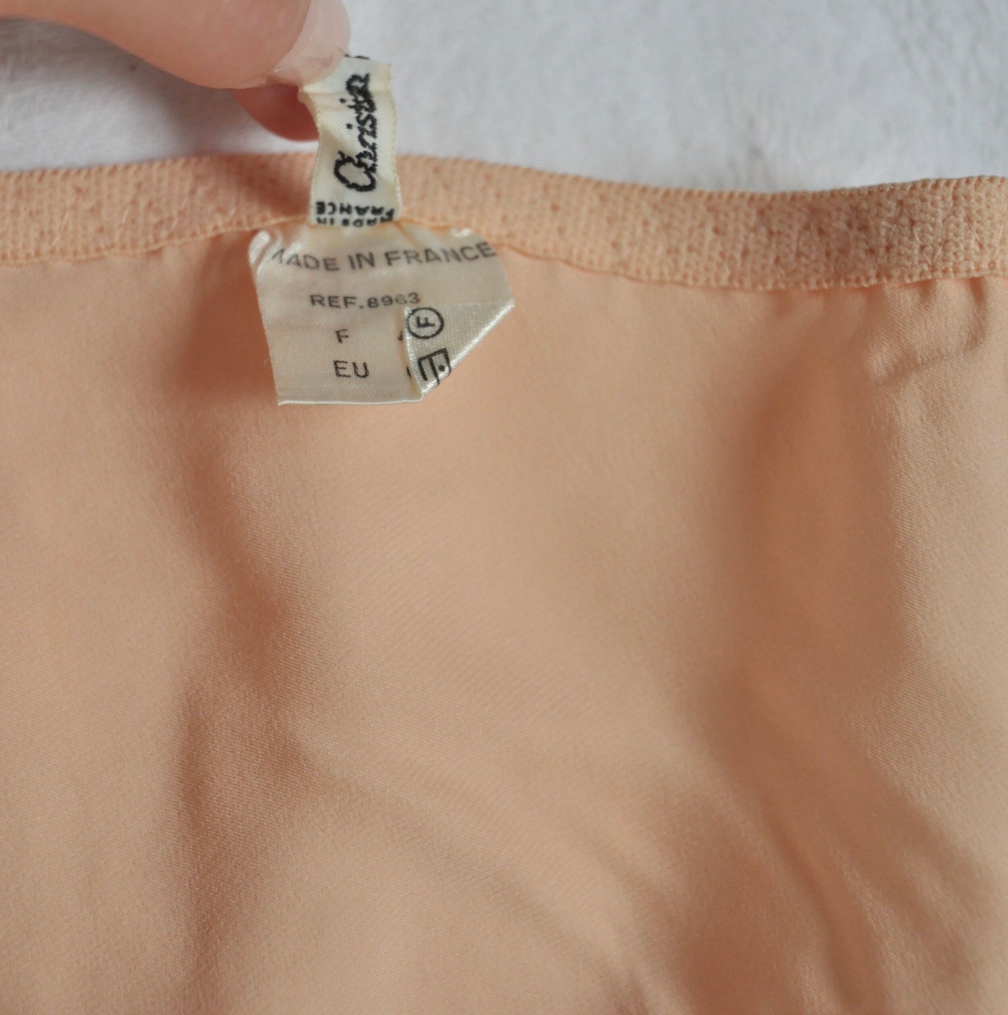 Vintage Dior silk and lace underwear in peach color – Kanelle Vintage