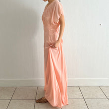 Load image into Gallery viewer, Vintage 1930s light pink silk dress hand embroidered