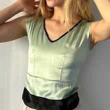 Load image into Gallery viewer, Vintage 1930s green black silk top