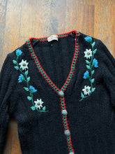 Load image into Gallery viewer, Vintage 50s Shetland wool folk cardigan black floral