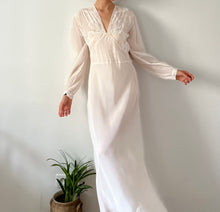 Load image into Gallery viewer, Vintage 1930s cream silk dress