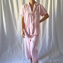 Load image into Gallery viewer, 1950s vintage pink Chinese pajamas
