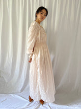 Load image into Gallery viewer, Vintage floral romantic dress maxi long sleeves