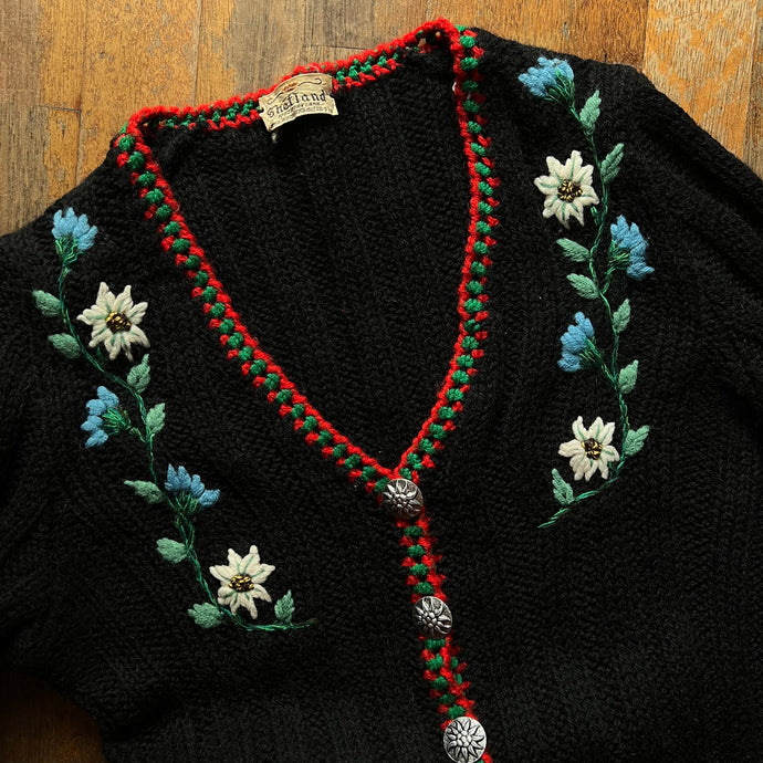 Vintage 50s Shetland wool folk cardigan black floral