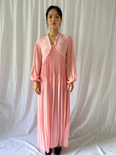 Load image into Gallery viewer, Vintage 30s pink dress long balloon sleeves