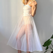 Load image into Gallery viewer, Vintage 50s hard net full under skirt