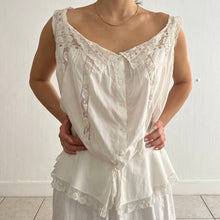 Load image into Gallery viewer, Antique Edwardian lace trims white cotton top