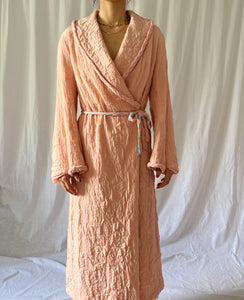 Vintage rare 1930s silk crepe textured peach robe