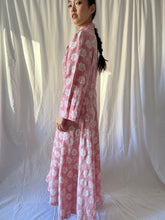 Load image into Gallery viewer, Vintage 1930s pink daisies gown robe