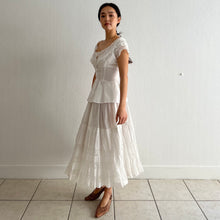 Load image into Gallery viewer, Antique Victorian white cotton lace ruffled skirt
