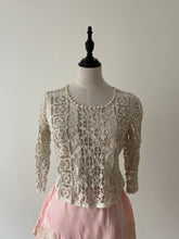 Load image into Gallery viewer, Antique Victorian crocheted off-white blouse