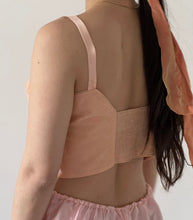 Load image into Gallery viewer, Vintage 40s peach bustier