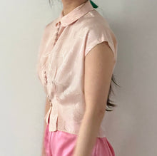 Load image into Gallery viewer, Vintage light pink rayon 30s blouse
