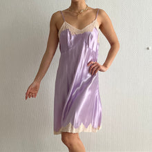 Load image into Gallery viewer, Vintage 40s satin and lace violet slip dress