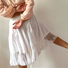 Load image into Gallery viewer, Antique Victorian white cotton Valenciennes lace bloomers