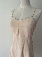 Load image into Gallery viewer, Vintage 1940s baby pink floral slip dress