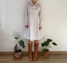 Load image into Gallery viewer, Vintage white cotton blend romantic dress