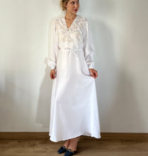 Load image into Gallery viewer, Vintage 1930s liquid satin long sleeves lace dress