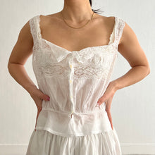 Load image into Gallery viewer, Antique Victorian lace cotton white top