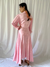 Load image into Gallery viewer, Vintage 1940s pink floral rayon satin robe