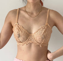 Load image into Gallery viewer, Vintage peach lace bra
