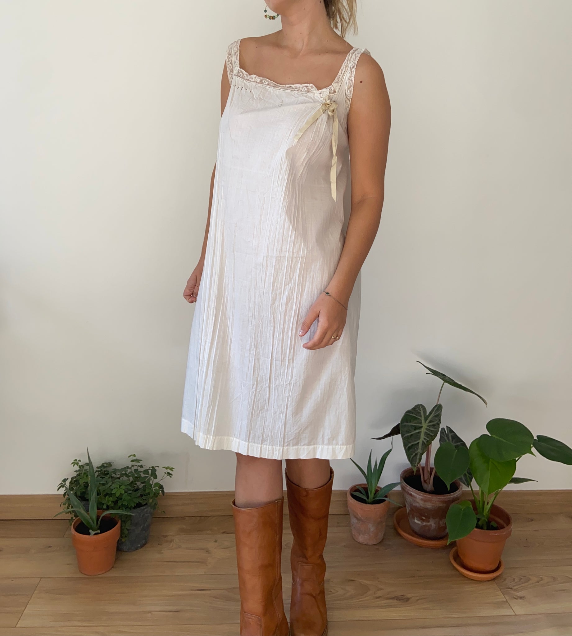 white cotton nightgown