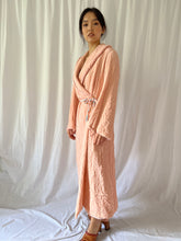 Load image into Gallery viewer, Vintage rare 1930s silk crepe textured peach robe
