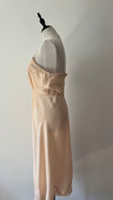 Load image into Gallery viewer, Vintage 1940s peach slip dress