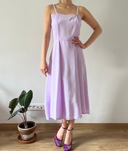 Load image into Gallery viewer, Vintage lilac 50s handmade dress