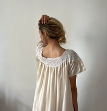 Load image into Gallery viewer, Vintage 1930s cream silk charmeuse lace dress